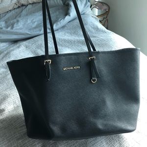 Michael Kors Tote